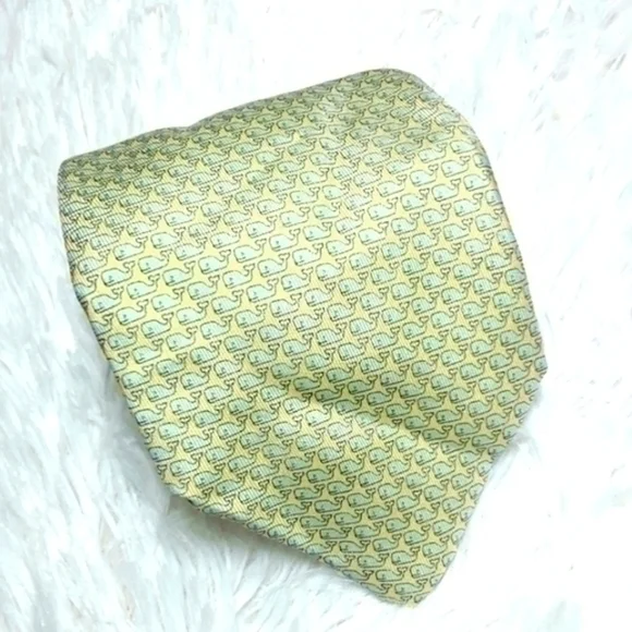 Vineyard Vines Whales Silk Neck Tie
